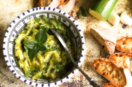 Levantinischer Zucchini-Dip